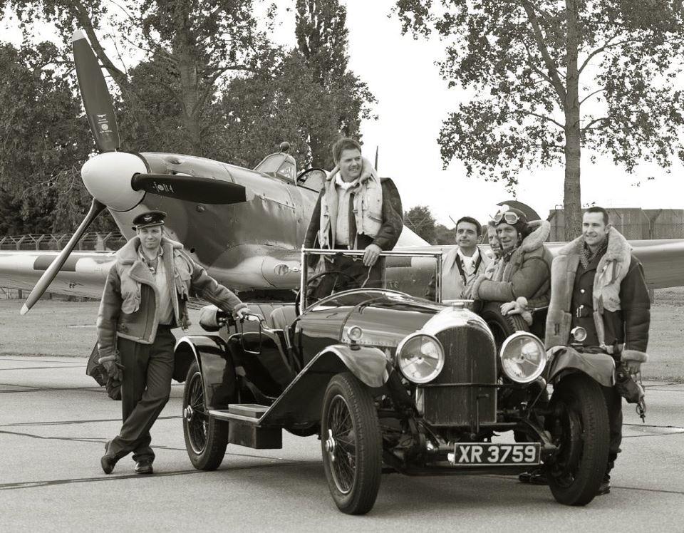 Avion et amilcar aviateurs 1930